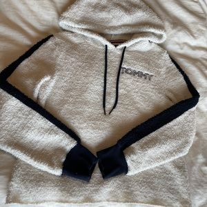 Tommy Hilfiger sweatshirt